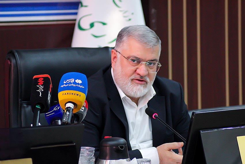 هشدار استاندار تهران درباره بحران انرژی و ضعف در اجرای پروژههای تجدیدپذیر