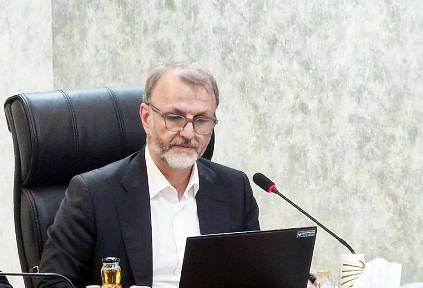 تخصیص ارز و ثبت سفارش؛ گلوگاه توسعه نیروگاه‌های تجدیدپذیر / رئیس‌جمهور شخصاً روند پروژه‌های تجدیدپذیر را پیگیری می‌کند