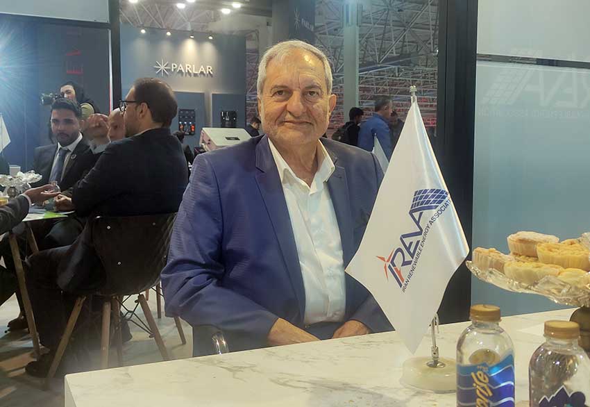 بروکراسی دولتی مثل اختاپوس به جان سرمایه‌گذاری در انرژی‌های تجدیدپذیر افتاده است / سرمایه‌گذاران انرژی‌های پاک در پیچ‌وخم زمین، ارز و وثیقه گرفتارند