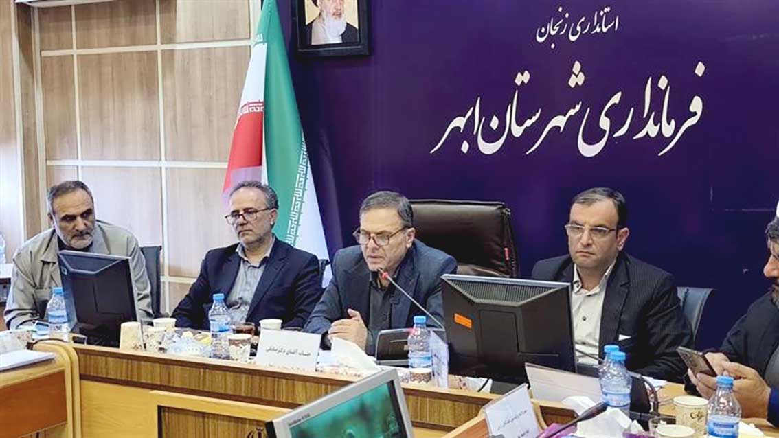 اختصاص ۱۸۰۰ هکتار زمین برای احداث نیروگاههای خورشیدی در زنجان