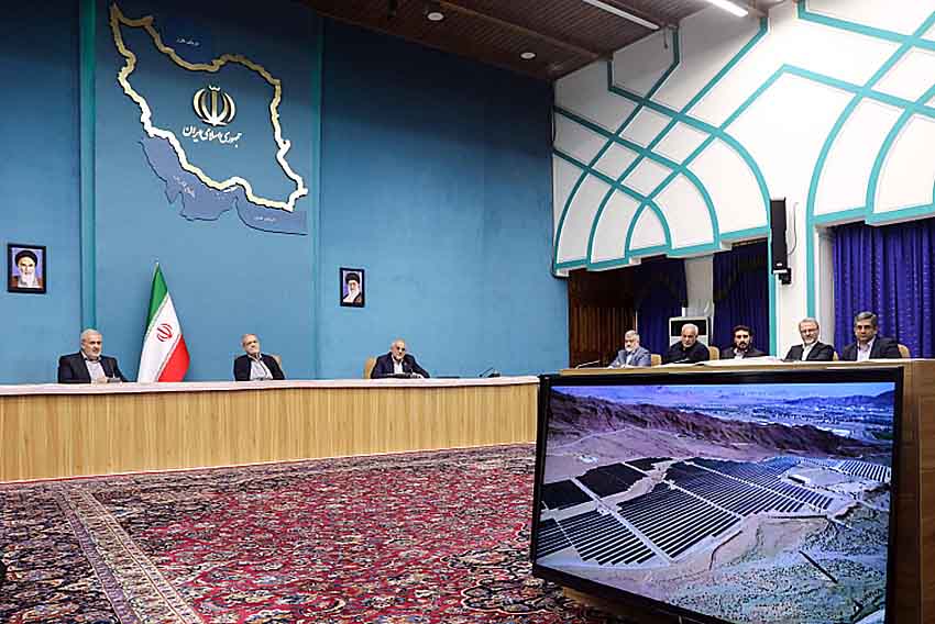 افتتاح ۲۵۰ مگاوات نیروگاه خورشیدی جدید و آغاز عملیات ساخت ۴۰۰ مگاوات نیروگاه در تهران با دستور رئیس‌جمهور