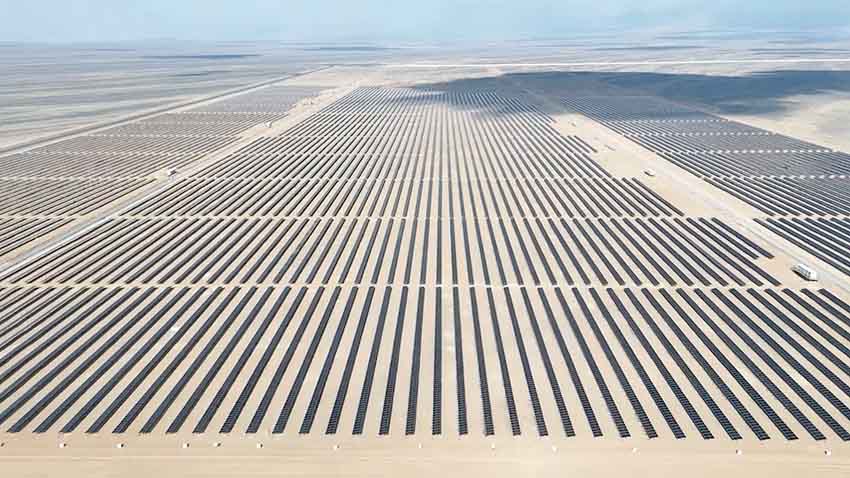 رکوردشکنی نیروگاه‌های خورشیدی رویت‌پذیر ایران در بیشینه تولید برق