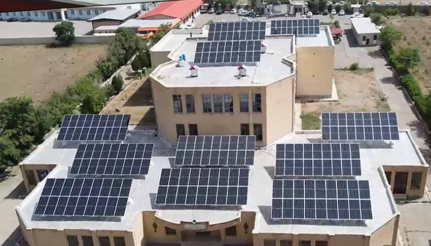 برگزاری نشست اجرایی‌سازی طرح احداث نیروگاه‌های خورشیدی در دانشگاه‌ها