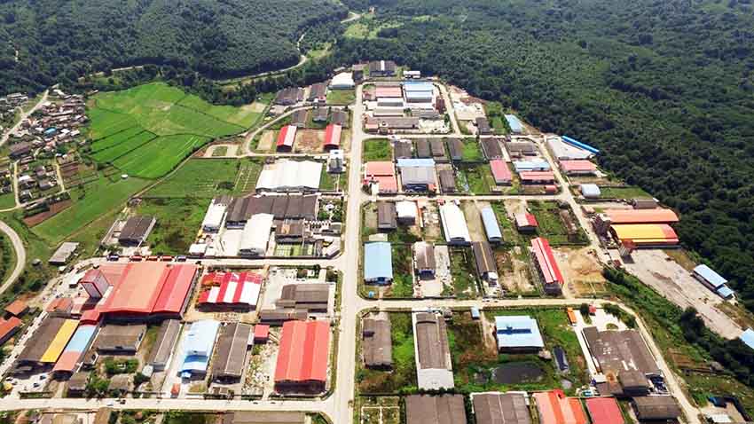 توافق مازندران با شرکت‌های اروپایی برای ساخت نیروگاه‌های خورشیدی در ۴۰ شهرک صنعتی