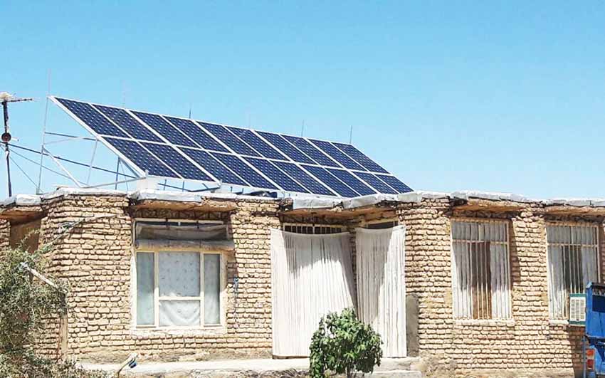 سهامداری ۲۰۰ مددجوی دارای معلولیت در نیروگاه‌های خورشیدی سمنان