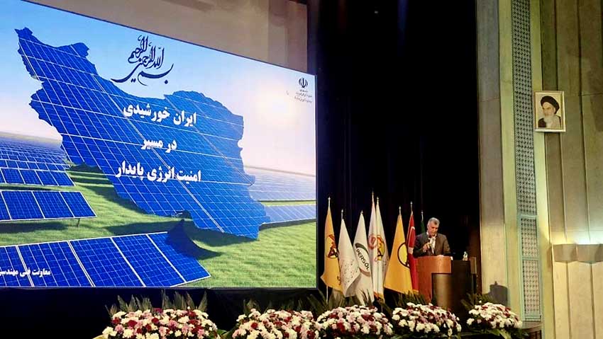 افزایش ۱۵۰ درصدی تولید برق خورشیدی در ششماهه نخست سال / ۲۹ هزار هکتار اراضی ملی در مسیر توسعه نیروگاههای تجدیدپذیر