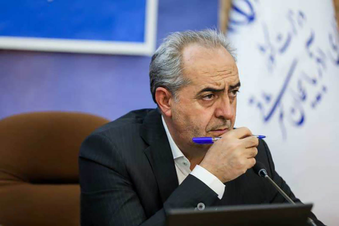 تعلل وزارت نیرو در تحویل پنلهای خورشیدی پروژههای آذربایجان شرقی؛ استاندار خواستار تعیین زمانبندی مشخص شد