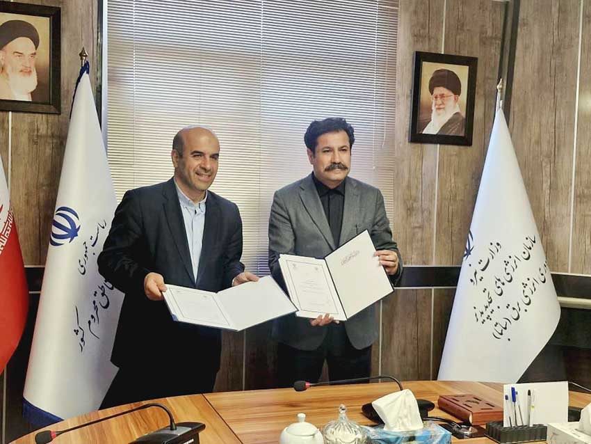امضای تفاهمنامه ساخت نیروگاههای خورشیدی در ۶۰۰۰ نقطه روستایی و آموزشی