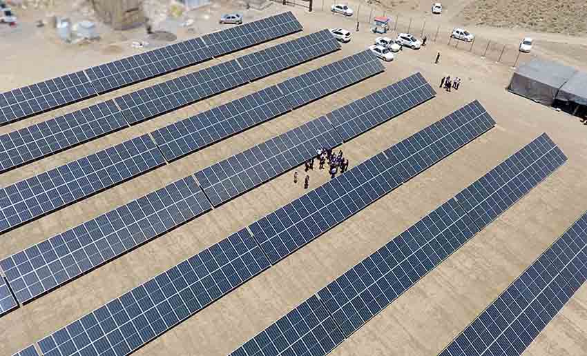 پیگیری ایجاد ۴۰۰ مگاوات نیروگاه تجدیدپذیر در خراسان رضوی تا پایان ۱۴۰۴