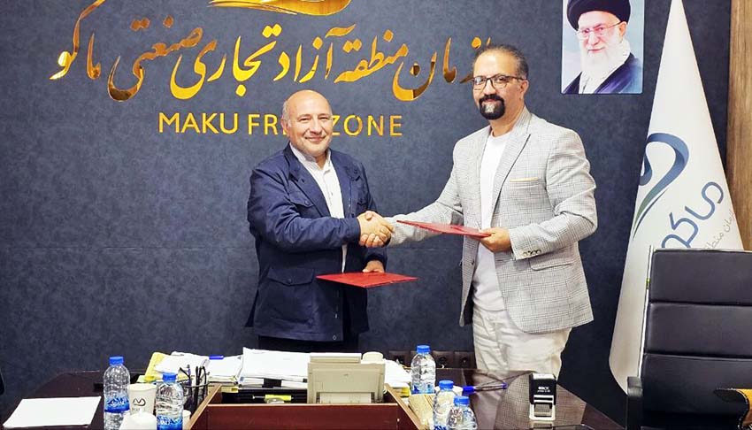 تفاهمنامه ساخت نیروگاه خورشیدی ۱۰۰۰ مگاواتی در منطقه آزاد ماکو امضا شد