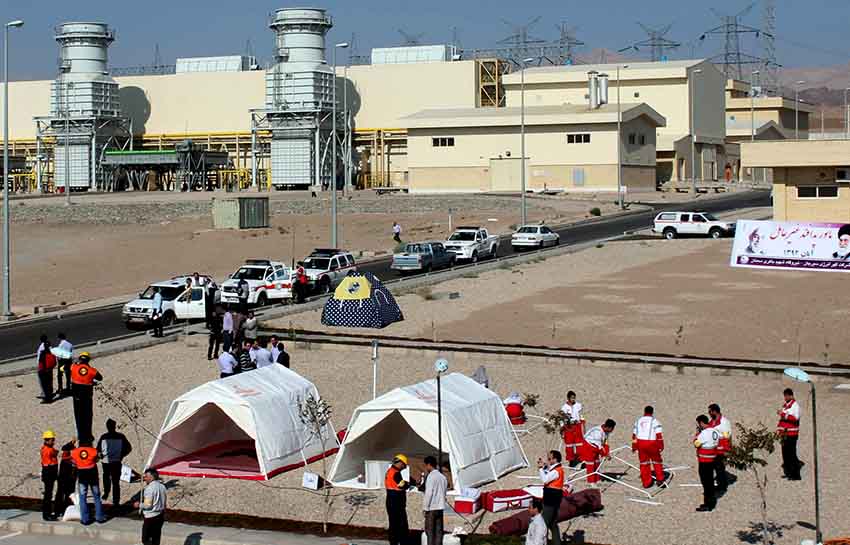 اتصال نیروگاه خورشیدی ۶ مگاواتی میاندره به فیدر شهرک صنعتی سمنان در قالب رزمایش پدافند غیرعامل